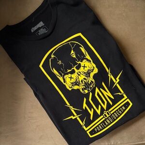 ICON Black and Yellow Skull Tee L